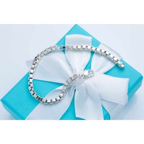 Tiffany & Co. Venetian Link Chain Bracelet 925 Sterling Silver 7.5" Unisex - Picture 6 of 11